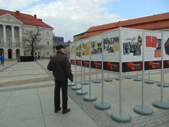 Wystawa IPN już na Rynku