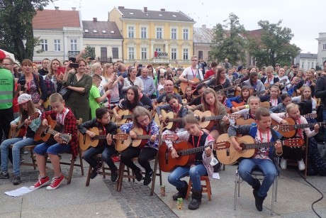 W Kielcach zagra Największy Zespół ROCK’owy