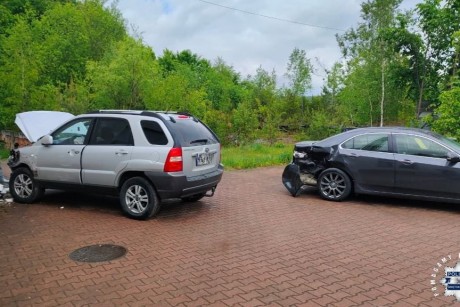 Nietrzeźwy rajd po szpitalnym parkingu. 40-latek wydmuchał prawie 4 promile