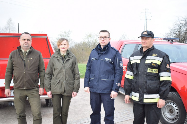 W Świętokrzyskiem płonie coraz więcej traw. Służby apelują
