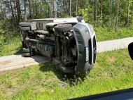 Bus wypadł z drogi w Niestachowie