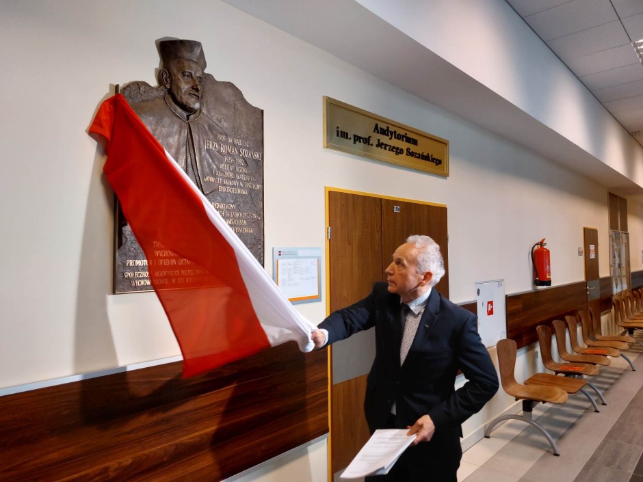 Profesor Jerzy Sozański upamiętniony. Uroczystość w Politechnice Świętokrzyskiej