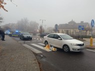 Wypadek na przejściu dla pieszych. 50-latka w szpitalu