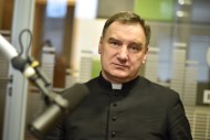 Ksiądz Stefan Radziszewski: W Wielki Piątek adorujemy krzyż