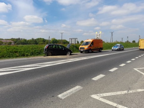 Wymuszenie pierwszeństwa doprowadziło do wypadku. Jedna osoba ranna