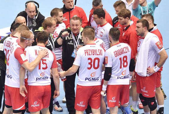 Biegler odkrył karty