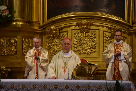 Bp Jan Piotrowski do nauczycieli: Służcie prawdzie i wolności