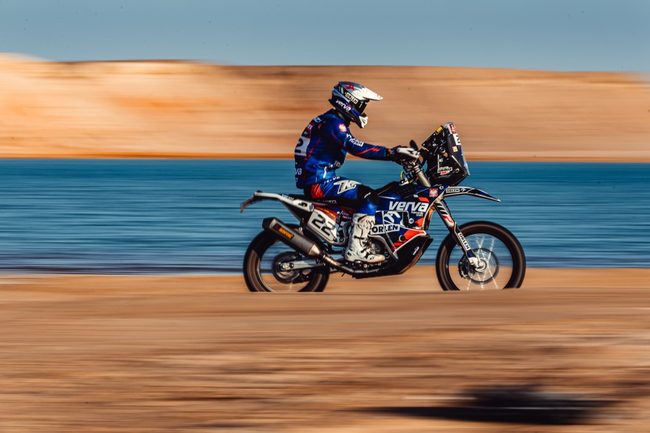 Giemza jest już w Arabii. W Nowy Rok ruszy Dakar