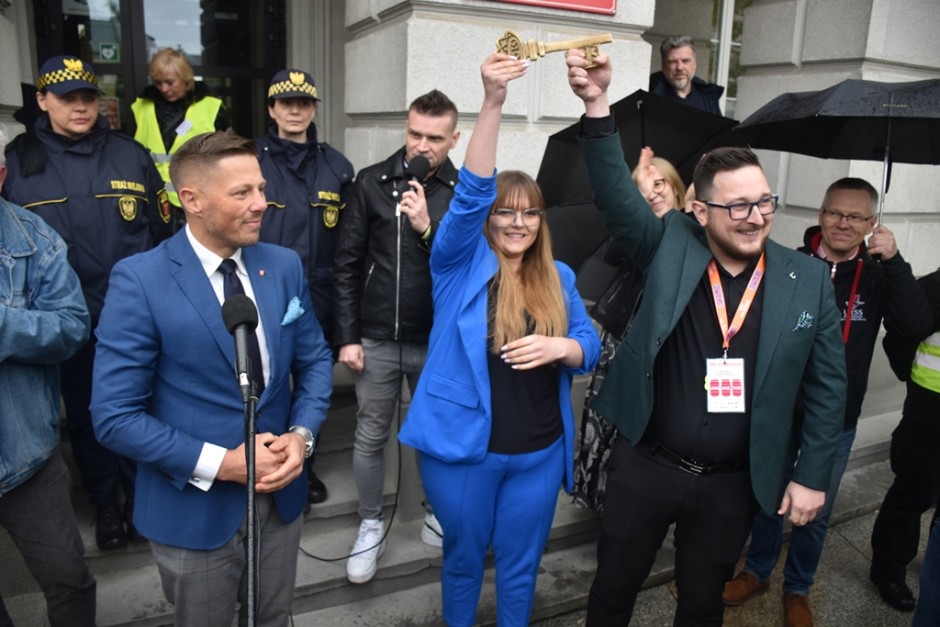 [FOTO] Studenci przejęli władzę nad miastem!