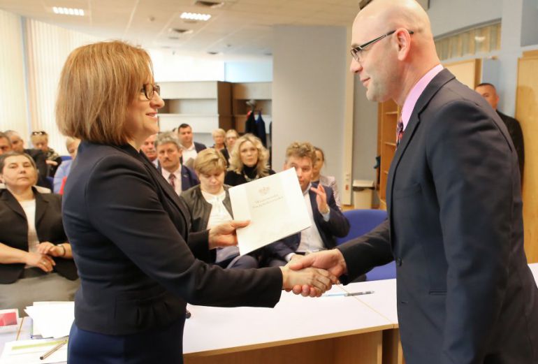 8 milionów na świętokrzyskie drogi