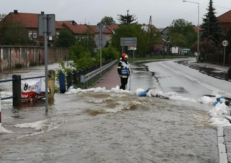 Naprawią drogi, które ucierpiały w wyniku nawałnic. Ponad milion złotych rządowego wsparcia