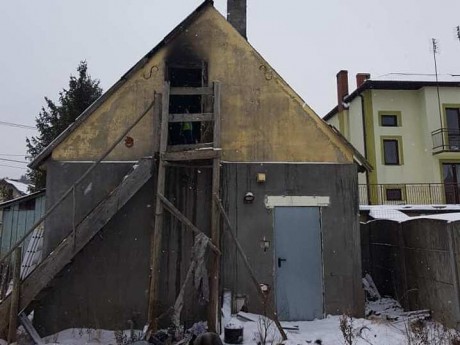 Pan Zygmunt stracił dom w pożarze. Potrzebne są pieniądze na remont