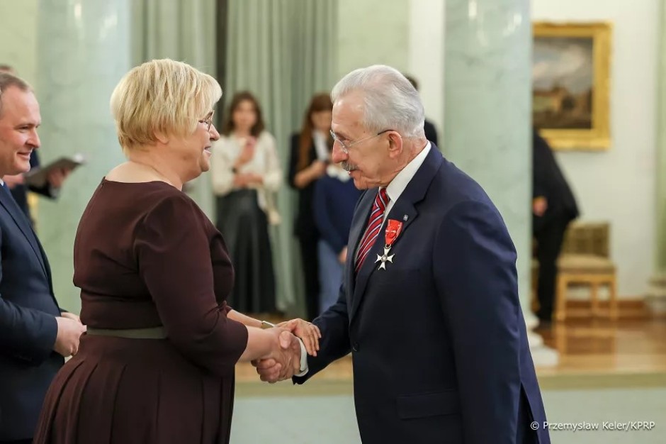 Profesor Stanisław Góźdź został odznaczony Krzyżem Oficerskim Orderu Odrodzenia Polski