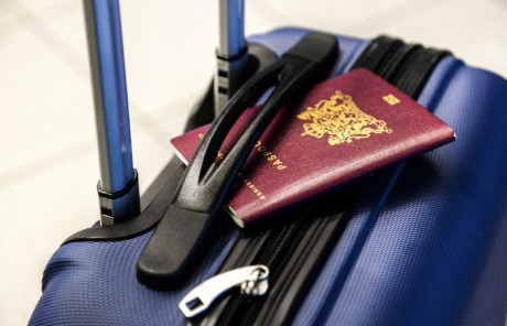 W sieci kwitnie handel paszportami covidowymi
