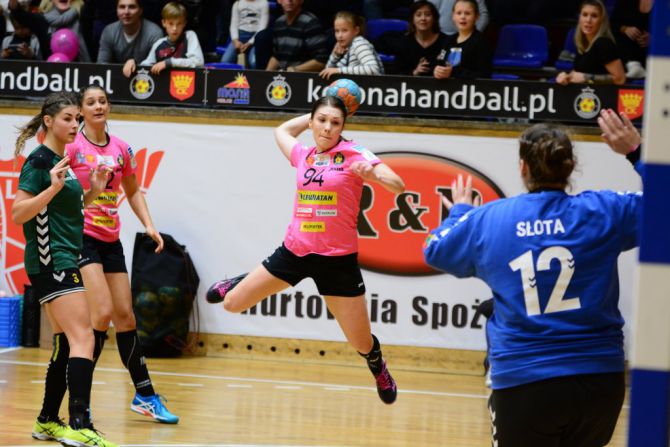 Występ dwóch skrzydłowych Korony Handball w Jeleniej Górze pod znakiem zapytania