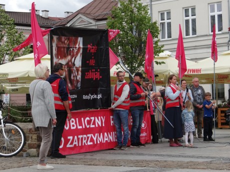 Modlitwa o zatrzymanie aborcji na kieleckim Rynku