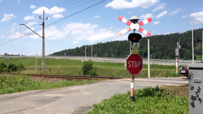 Nie zlikwidują przejazdu kolejowego na Biesaku