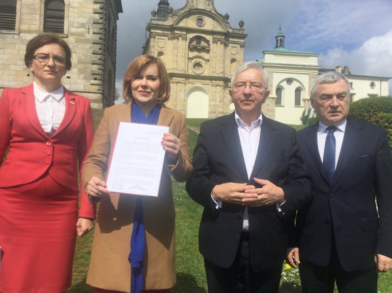 Politycy PiS podpisali Deklarację Świętokrzyską