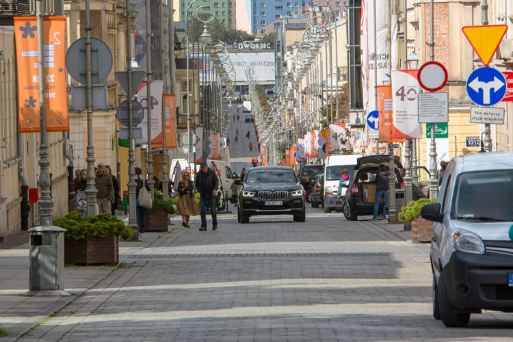 Czy wzmożone kontrole Straży Miejskiej w centrum dają efekty?