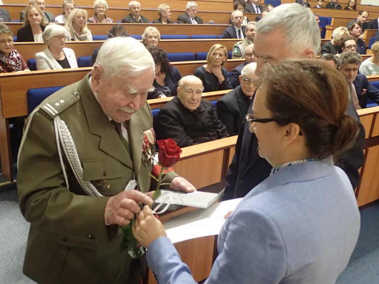 "Medale 100-lecia Odzyskania Niepodległości" dla zasłużonych w regionie