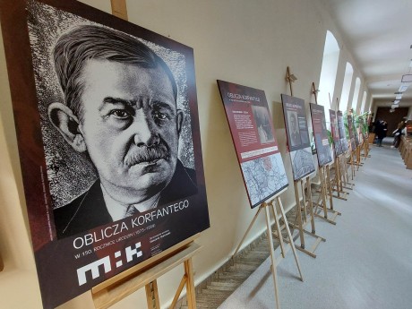 Wystawa o Wojciechu Korfantym w Pedagogicznej Bibliotece Wojewódzkiej