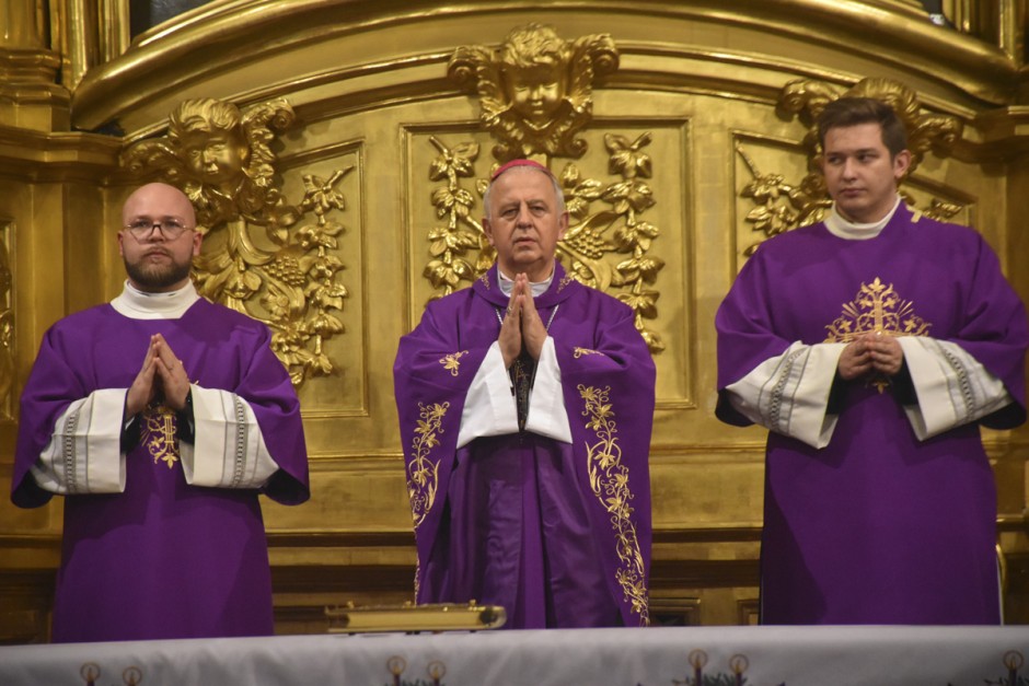 [FOTO] XI rocznica Ingresu biskupa Jana Piotrowskiego