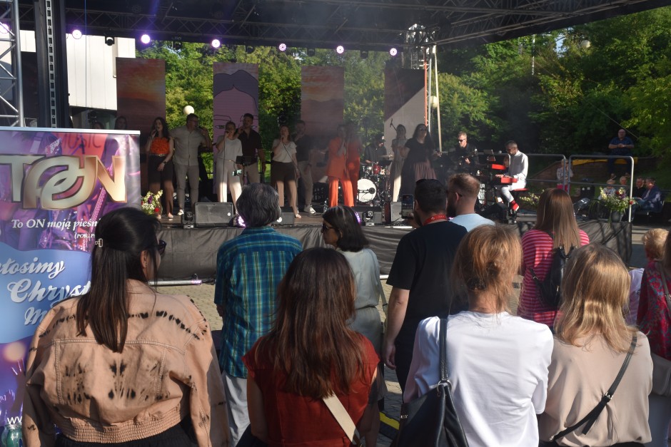 [TRANSMISJA] Rozpoczęło się Uwielbienie w Centrum Miasta
