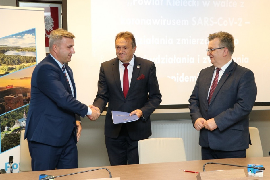 19 gmin ze wsparciem starosty na walkę z COVID-19