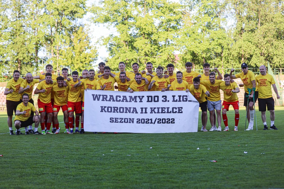 Mission Complete. Rezerwy Korony również z awansem