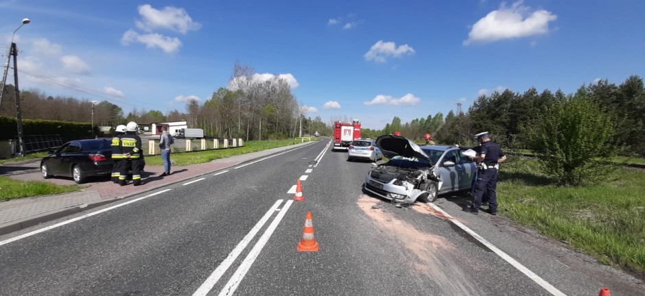 Wypadek w miejscowości Pięty. Jedna osoba w szpitalu