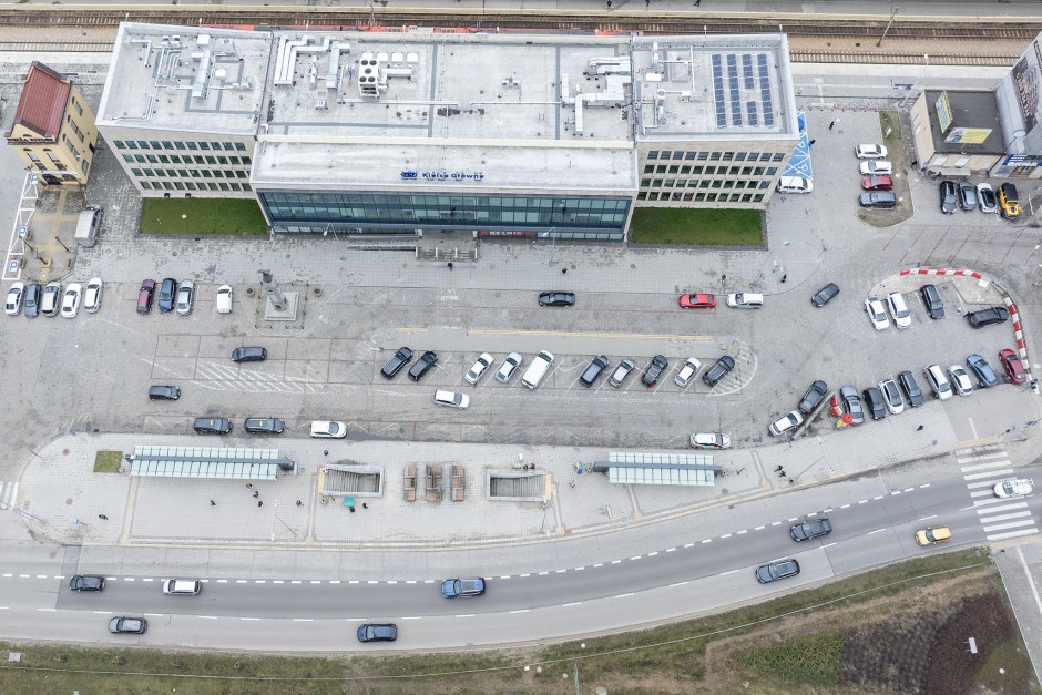 Nasz Hyde Park: Parking przy Dworcu PKP mniejszy o połowę? Prezentujemy kolejne opinie