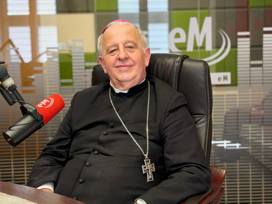Biskup Kielecki Jan Piotrowski: Módlmy się za misje i misjonarzy
