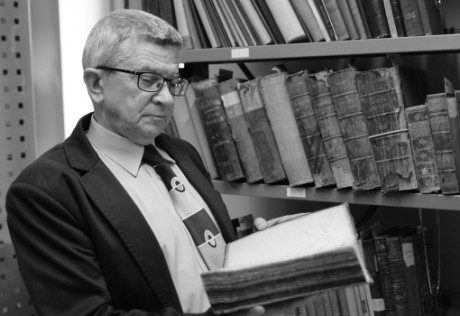 Dr Henryk Suchojad nie żyje. Był wieloletnim dyrektorem kieleckiej Biblioteki Uniwersyteckiej