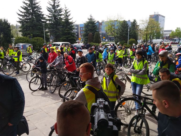 Do Borkowa na rowerach
