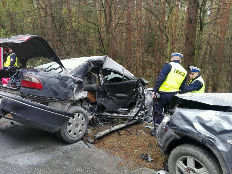 Tragiczny poranek na DW764. 3 osoby nie żyją