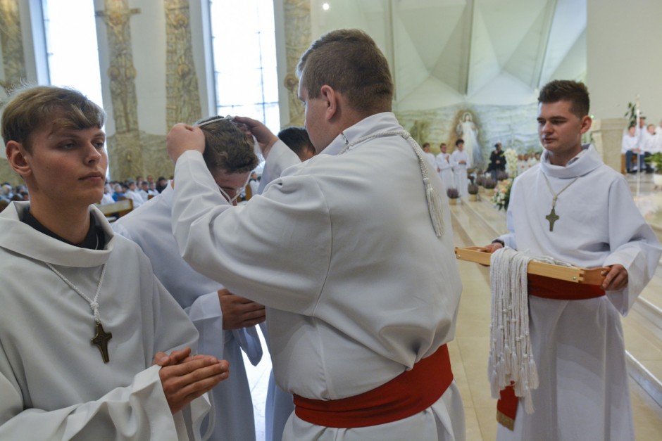 [FOTO] Ponad tysiąc ministrantów spotkało się w Busku-Zdroju