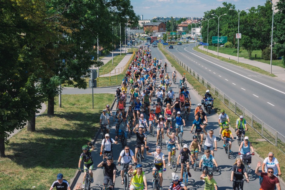 Rowerowy korowód, wspólny piknik i rower miejski za… złotówkę!