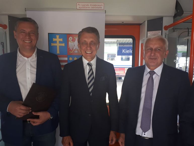 Pociąg Kielce - Busko-Zdrój po 13 latach wraca na tory