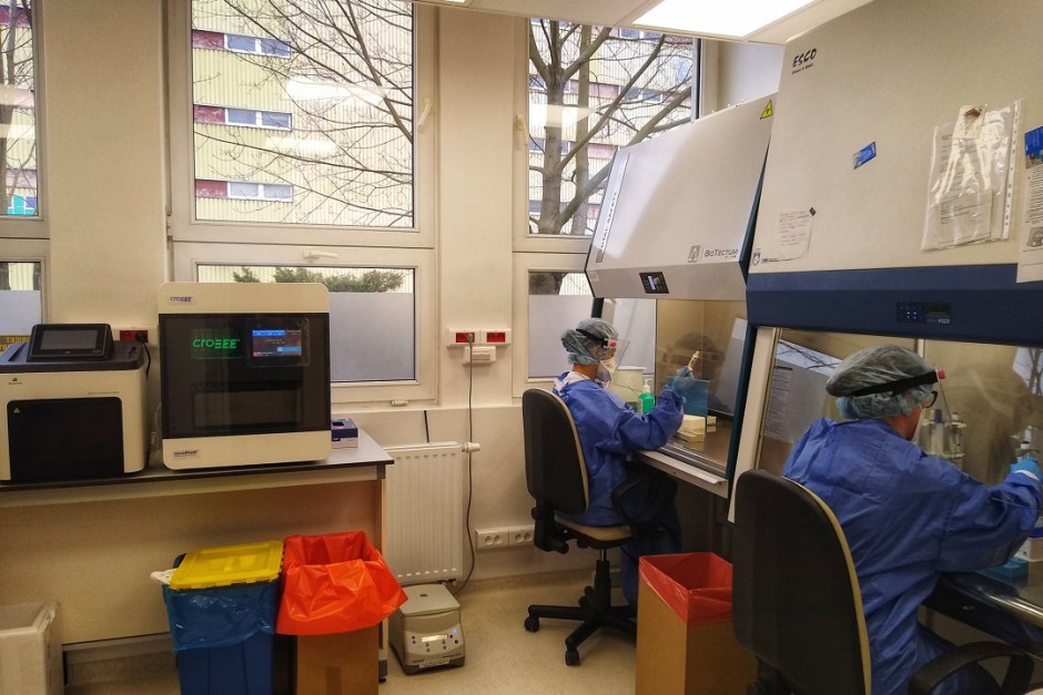 Pracownia biologii molekularnej szpitala na Czarnowie z najwyższą jakością testów