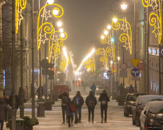 Ulica Sienkiewicza tonie w samochodach. Straż Miejska bije się w pierś