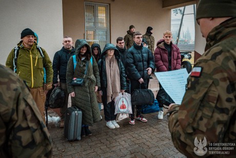 Studenci i uczniowie rozpoczęli ferie z terytorialsami