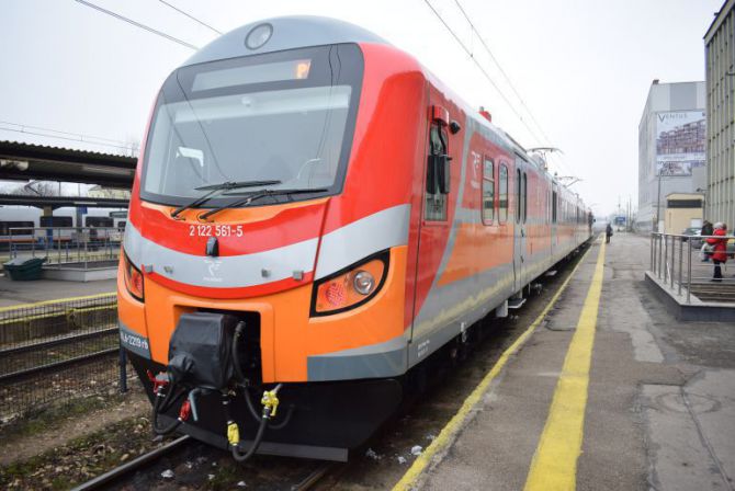 Wygodniej i bezpieczniej pociągiem ze Skarżyska-Kamiennej do Sandomierza