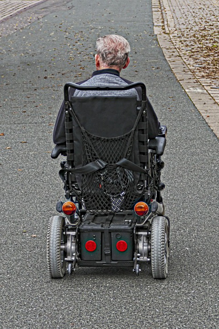 PFRON dofinansuje zakup elektrycznych wózków inwalidzkich