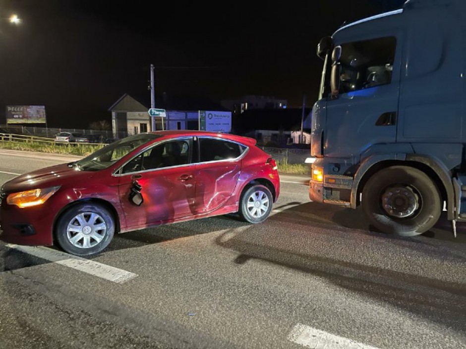 Wypadek w Zgórsku. Jedna osoba w szpitalu