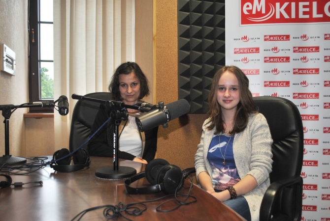 Uczniowie w Miejskiej Grze Filmowej