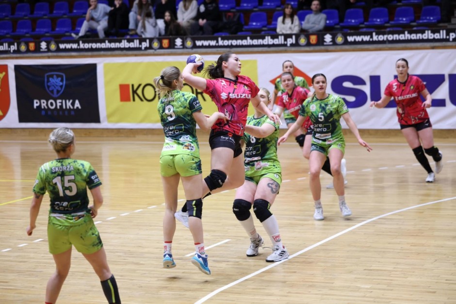 Nerwowa końcówka i zwycięstwo. Korona Handball Kielce lepsza od APR Radom