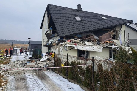 Wybuch gazu w Brzezinkach. Jedna osoba trafiła do szpitala