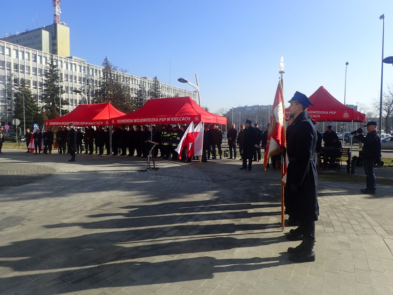 Świętokrzyscy strażacy otrzymali specjalistyczny sprzęt