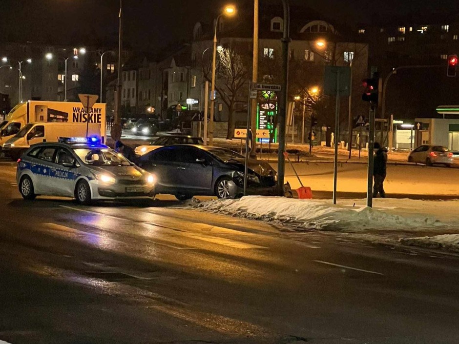 Zderzenie na skrzyżowaniu ulic Grunwaldzkiej i Jagiellońskiej