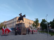 Obchody 87. rocznicy śmierci marszałka Józefa Piłsudskiego na Placu Wolności